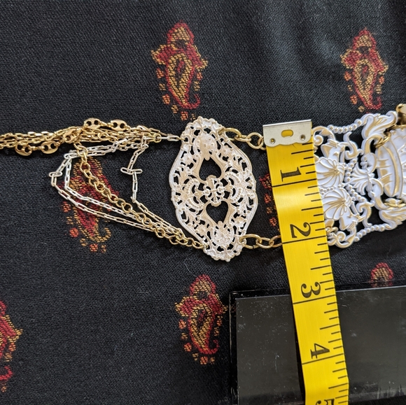 MAC Necklace - Picture 7 of 10